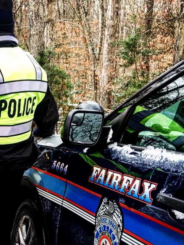 Suspect Steals Police Car, Smashes Second Cruiser In Fairfax County (DEVELOPING)