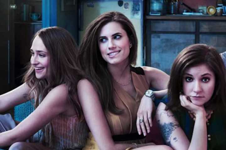 Lena Dunham, 'Girls' Crew, Heads To Hastings To Shoot Area Scenes