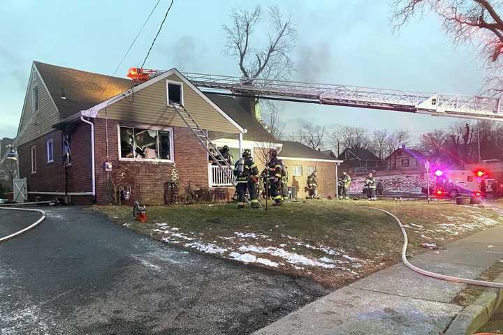 Fire Investigators Examine Fort Lee House Blaze