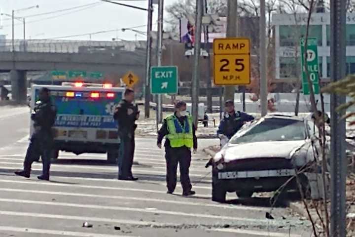 Multi-Vehicle Crash Involving Tractor-Trailer Reported On Route 17