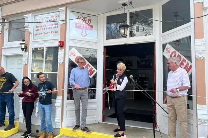 Fresh Maine Lobster Joint Opens In Hunterdon County