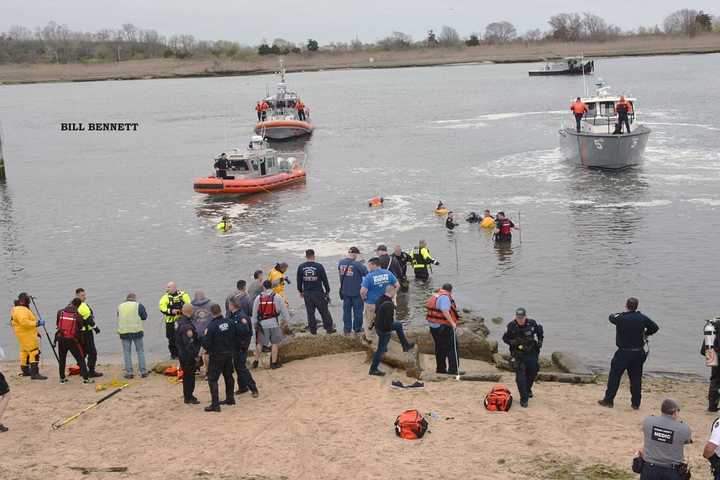 One Dead After Car Crashes Into Water On Long Island