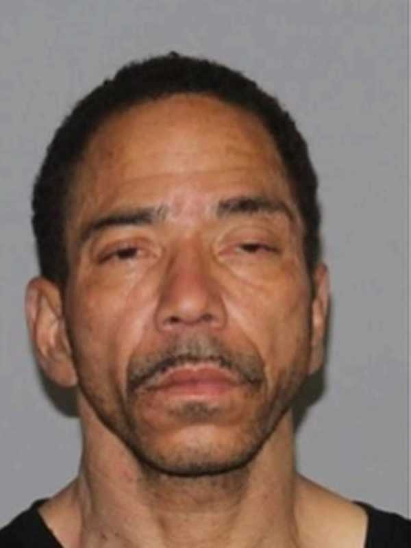 Elizabeth Man Wanted For Robbery In Newark, Police Say