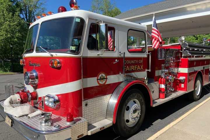 One Man Hospitalized After Train Hits Truck In Fairfax County