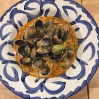 <p>Linguine and clams</p>