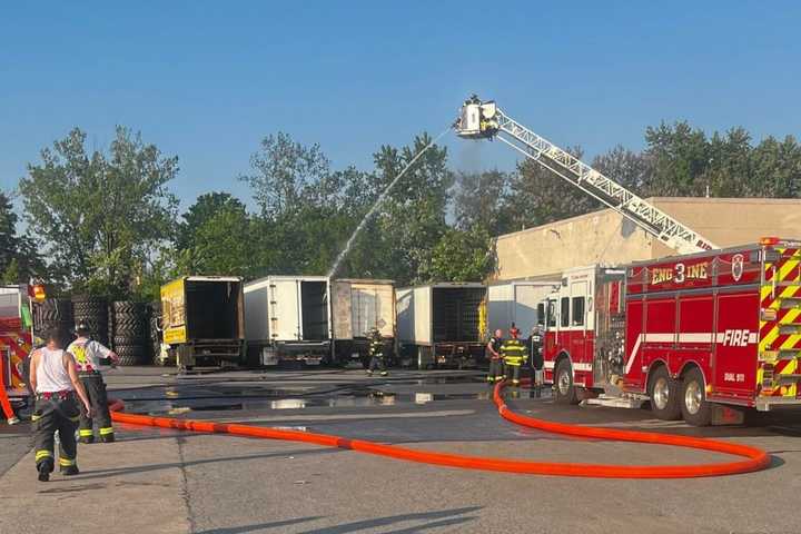 UPDATE: Suspicious Fire Near NJ Turnpike In Ridgefield Engulfs Box Trucks, Tire Stacks