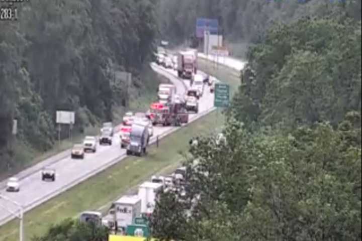 Crash Closes All Lanes Of I-283 In Harrisburg