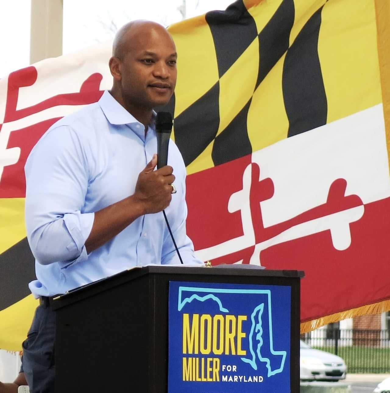 Maryland Gov. Wes Moore Wows Daily Show Crowd With Dance, Rap Video ...