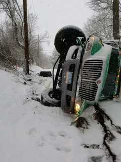 Rollover Crashes In Easton, I-84 Among Several On Fairfield County Roadways