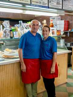 Popular Pair Retiring After 32 Years Running Highly-Rated Pizzeria In Hopewell Junction