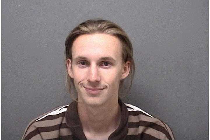 Missing Teen Faces Charge After Report Of Unruly Customer At Dunkin' Donuts In Darien