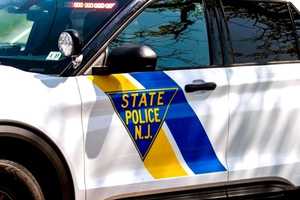 Five People Hurt After Van Overturns On Route 80: NJSP