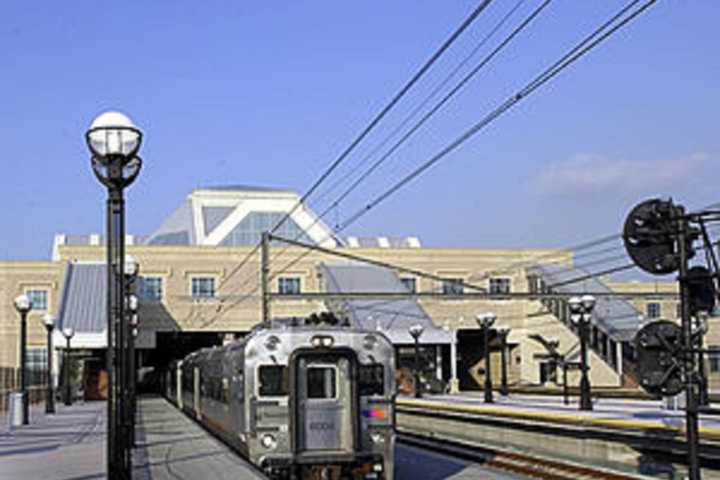 NJ Transit Investigating After Man Falls Out Of Train In Secaucus