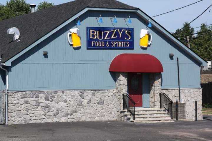 Buzzy&#x27;s Restaurant &amp; Pub