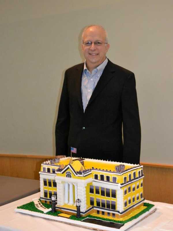 Ridgewood Lecturer Explores Paterson 'One Building At A Time'