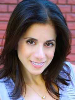See Ellen Karis Entetain At Fairview Greek Church's Comedy Night