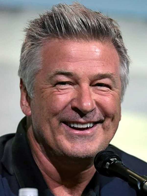 Amityville Native Alec Baldwin Charged With Manslaughter After Crew Member Death