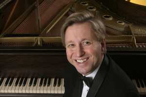 Pianist Paul Bisaccia Performs At New Canaan Library
