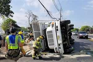 Tree Service Truck Tips Near BCC In Paramus