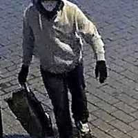 <p>Surveillance image.</p>