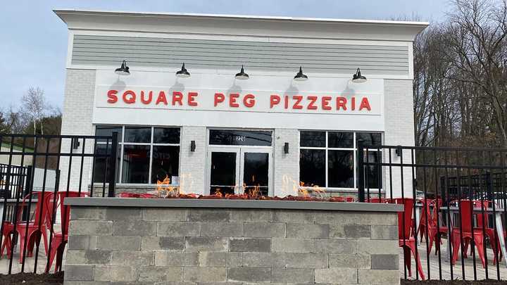 Square Peg Pizzeria, located in Vernon at 226 Talcottville Rd., has opened to the public.