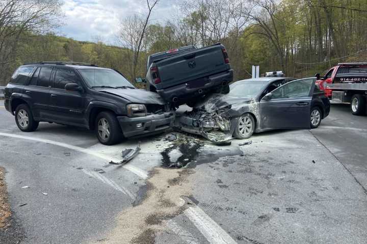 3-Car Crash Shuts Down Busy Road In Hudson Valley