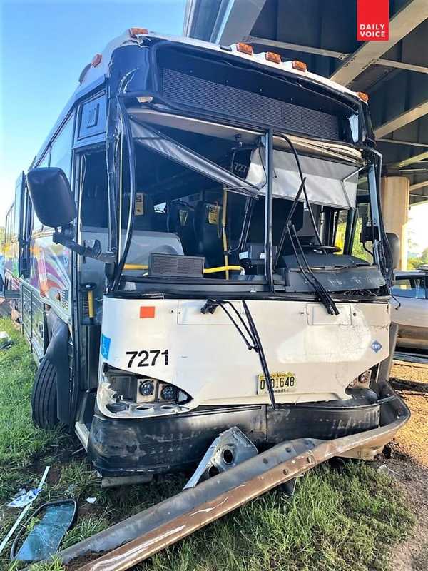 UPDATE: 12 Hospitalized After Lincoln Tunnel-Bound Buses Crash