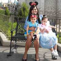 <p>Lisa Patel Waller and her daughters.</p>