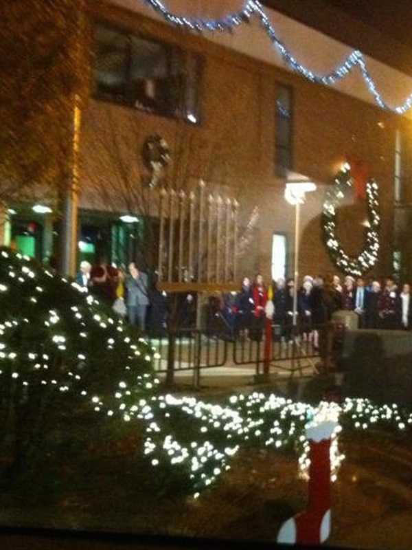 Watch Clifton Christmas Tree Lighting, See Santa, Listen To Choir