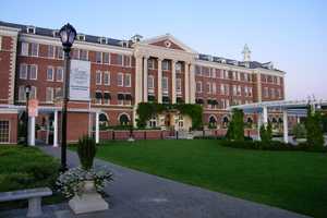 Watch Culinary Institute Chef Cook Chicken On Website