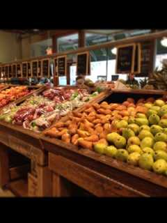 Shoppers Sorry To See Mrs. Green Close In Katonah