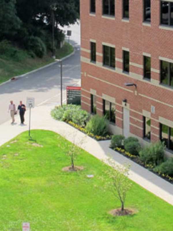 Phelps Memorial Hospital Gets New System For Faster Lung Cancer Detection