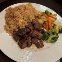 <p>A steak hibachi dinner.&nbsp;</p>