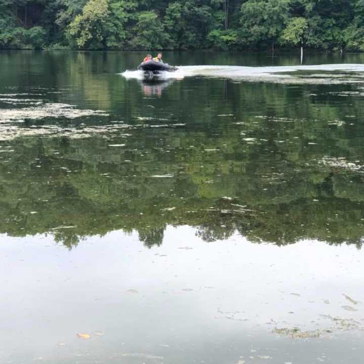 Yorktown Heights firefighters search for the Briarcliff Manor man who jumped from the AMVETS bridge.