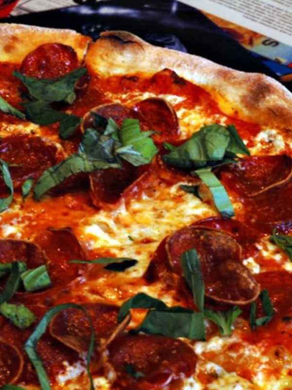 Jazz It Up: Stamford's Coalhouse Pizza Shoots For DVlicious Win