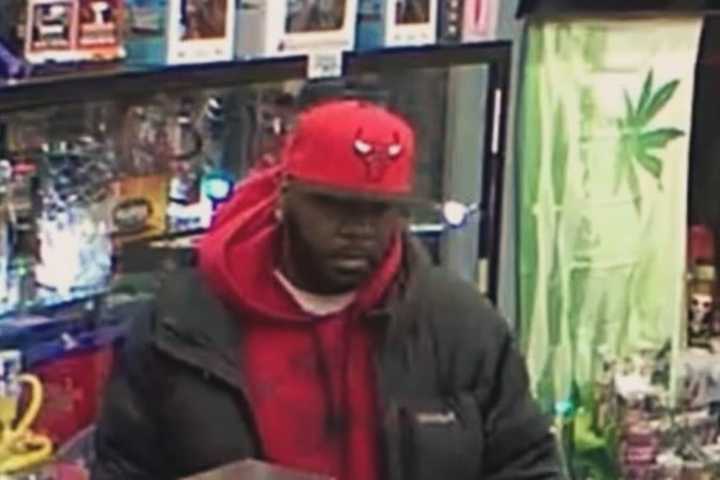 Suspect With Assault Rifle Sought In Newark Armed Robbery (PHOTO)