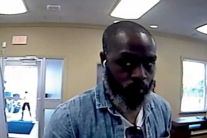 Police Seek Public's Help In Search For Westchester ID Theft Suspect