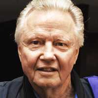 <p>Jon Voight</p>