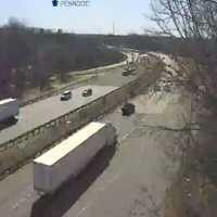 Three-Car Crash On I-476 In Delco: Police