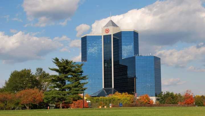 The chase occurred in the parking garage of the Sheraton Mahwah Hotel.