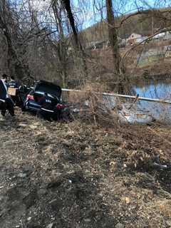 Multiple Injuries In I-87 Crash As All Three Vehicles Involved Roll Down Embankment