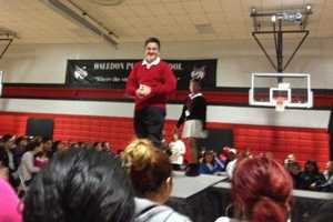 Haledon Students Dress Colorfully For Spirit Week