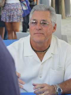 Bucky Dent To Headline Celebrity Breakfast In Trumbull For Sterling House