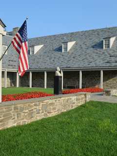USO Show Tops FDR Library Memorial Day Events