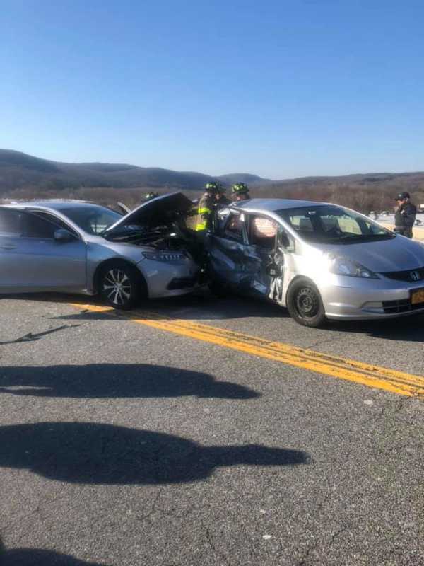 Four-Vehicle Route 17 Crash Causing Delays