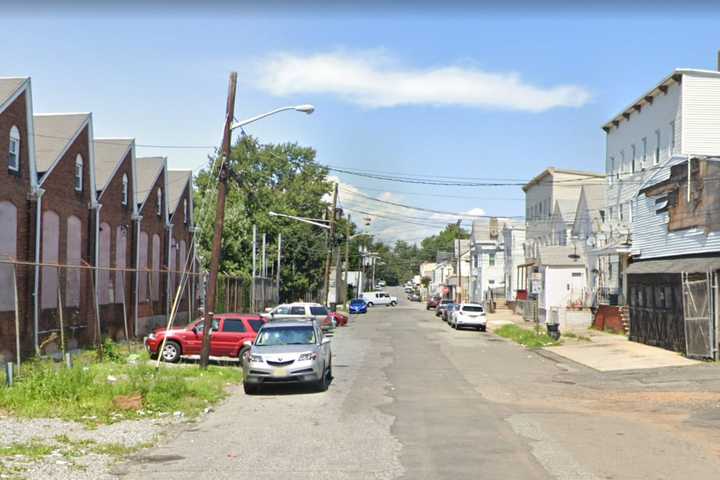 Paterson PD: Lunchtime Dealer Busted With Heroin, Crack On Deserted Dead End