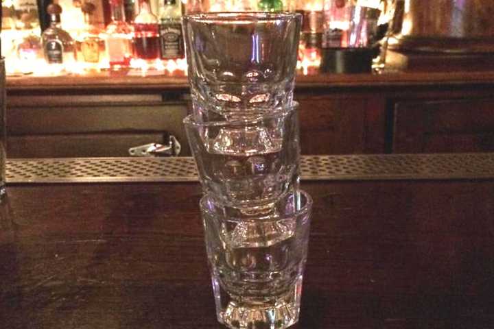 Shore Bar, JC Lounge Among NJ Bizzes Facing COVID-Related Liquor License Suspensions