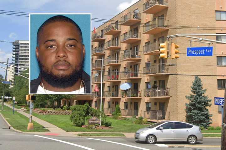 Hackensack PD Raids Apartment, Seizes 461 Heroin Folds, Oxy, Cash, Ex-Con