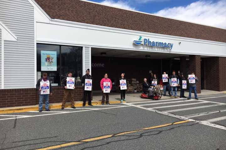 Stop & Shop Workers Go On Strike In Connecticut, Two Other States