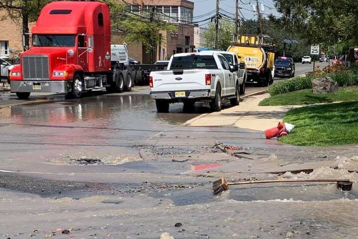 VIDEO: Single Rt 46W Lane In Teterboro Reopens, Hit-Run Driver Who Took Out Hydrant Sought